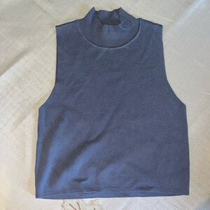 Sleeveless Turtleneck